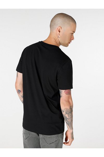 Colin's Tricou negru cu mânecă scurtă pentru bărbați, cu decolteu rotund, cu imprimeu regular