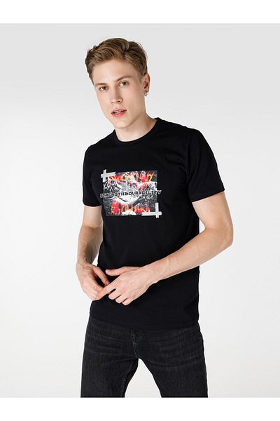 Colin's Tricou negru cu mânecă scurtă pentru bărbați, cu croiala normală, cu decolteu rotund - imprimat