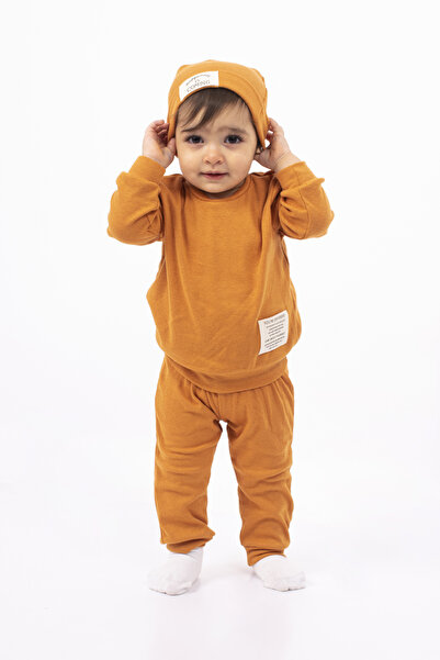 Bubito Uniszex sapka címer részletes gofri 3 részes alsó felső készlet - fahéj