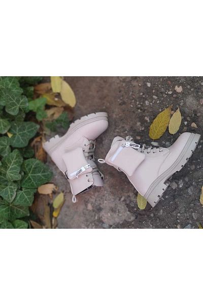 Weynes Women's Beige Leather Wallet Pocket Waterproof Zippered Boots & Booties Wsb0210