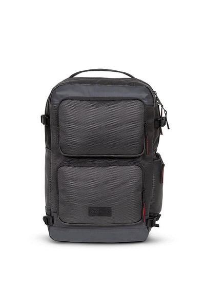 Eastpak حقيبة ظهر للكمبيوتر المحمول من Cnnct باللون الرمادي Ek0a5bfyı97