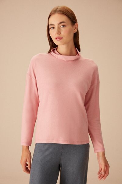 SUWEN Comfy Turtleneck Sweat