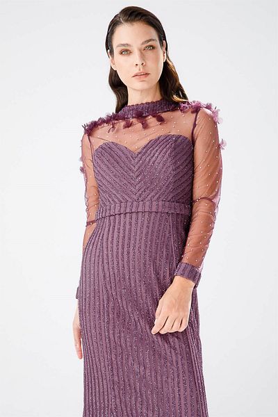 Esswaap Stylish Evening Dress with Fish Cut, Tulle and Lace Lilac