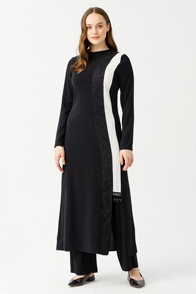 Esswaap Front Slit Stone and Lace Detailed Trousers Set Black