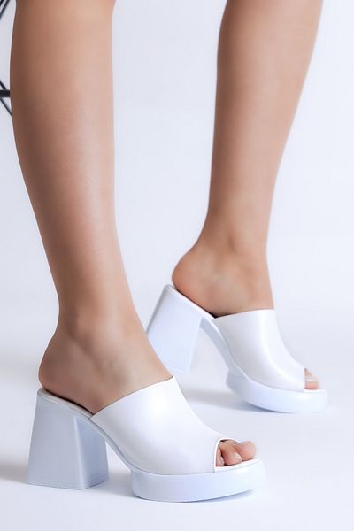 Tonny Black Women's White Skin Open Front Thick Heeled Slippers