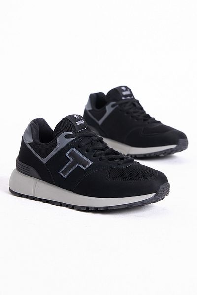 Tonny Black Schwarzer, rutschfester Unisex-Schnürsneaker mit Eva-Sohle