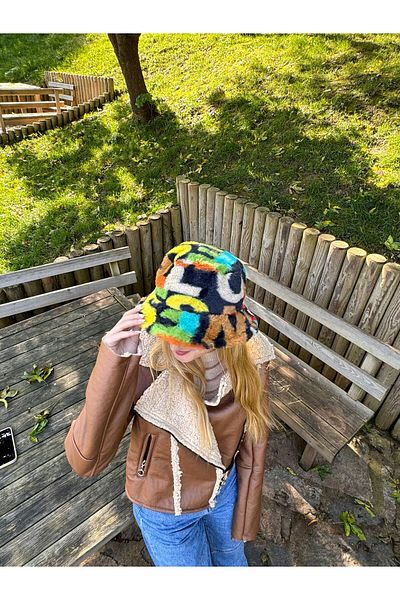 Eke Tekstil Women's Colorful Plush Bucket Hat