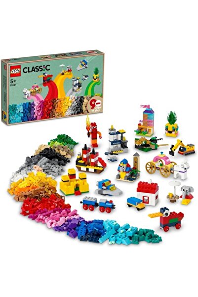 LEGO ® 90 عامًا من اللعب الكلاسيكي 11021 - مجموعة بناء الألعاب الإبداعية للأع...