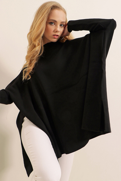 lovebox Side Slit Detail Wide Bat Sleeve Round Collar Oversize Wide Fit Black Knitwear Sweater 15783