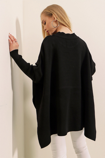 lovebox Side Slit Detail Wide Bat Sleeve Round Collar Oversize Wide Fit Black Knitwear Sweater 15783