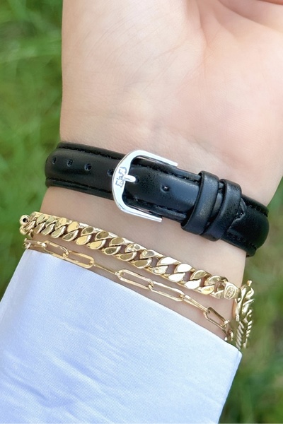 Q&Q Stylish Leather Corded Women's Wristwatch with Numbers