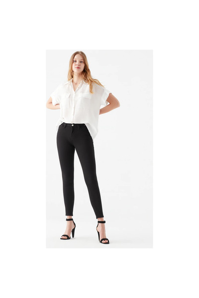 byhaziran butik Blugi negri super skinny care nu scapă culoare (țesătură care...