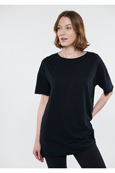 Mavi Yırtmaç Detaylı Siyah Basic Tişört Loose Fit / Bol Rahat Kesim 167237-900