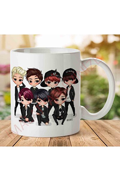 ART HEDİYE كوب مطبوع عليه شخصيات الرسوم المتحركة BTS على الجانبين.jpg
