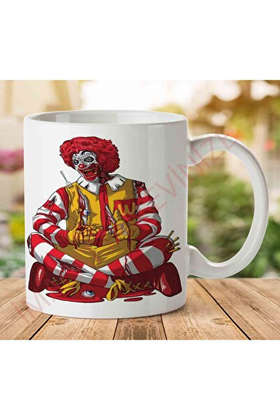 ART HEDİYE كوب بطبعة جمجمة على الجانبين من Mc Donalds.jpg