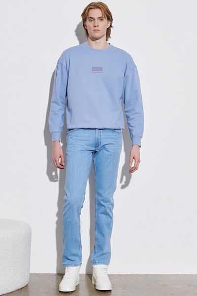 WRANGLER Greensboro pravidelné rovné džíny s nízkým pasem