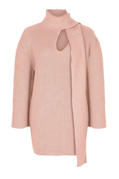 Selma Çilek PEMBE V YAKA ATKI DETAYLI UZUN KAZAK ELBİSE