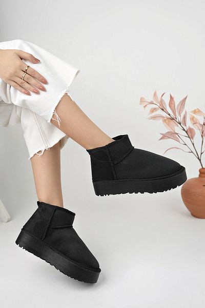 en7 Women's Black Boots UG04