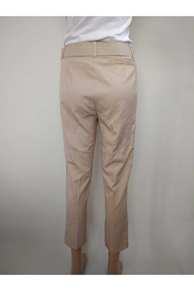 R&M Collection Γυναικείο κρεμ ζώνη στενό καρότο κομμένο ύφασμα παντελόνι μέχρι τον αστράγαλο μπορεί να αγοράσει ένα μέγεθος μεγαλύτερο