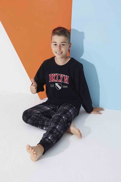MEBA Boy's Gez Boy Black Crew Neck Plaid Winter Fleece Pajama Set