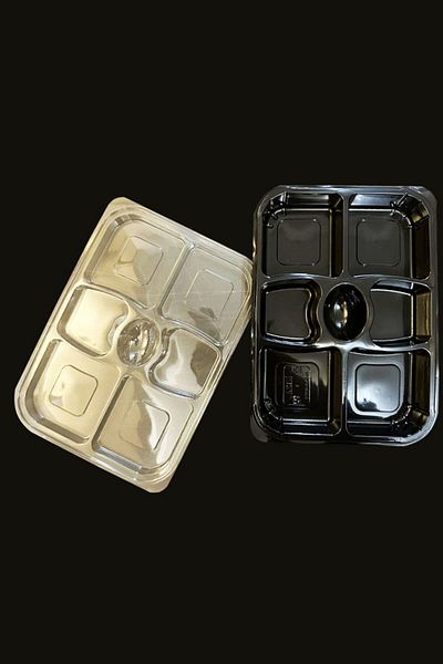 Eliz Party Disposable Breakfast Plate Set with 7 Compartments and Lid 10 Pieces