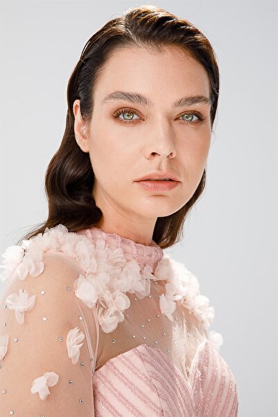 Esswaap Stylish Evening Dress with Fish Cut, Tulle and Lace Salmon