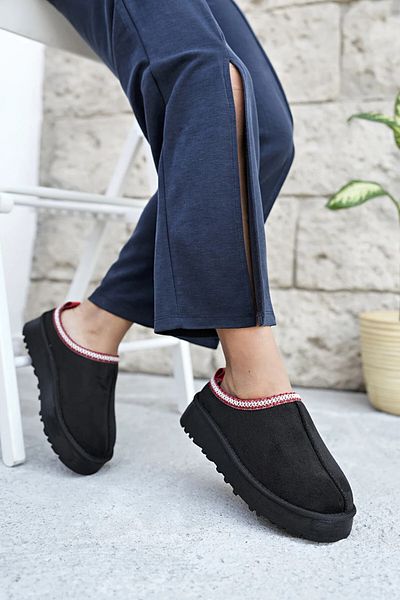 İncim ®| Cizme Deyra din piele întoarsă neagră, captusite cu blana, confortabile, elegante, cu talpa termica, anti-alunecare, rezistente la frig