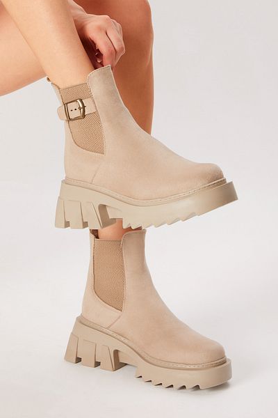 Tonny Black Damen-Stiefel aus cremefarbenem Wildleder mit elastischer Schnalle und bequemer Form