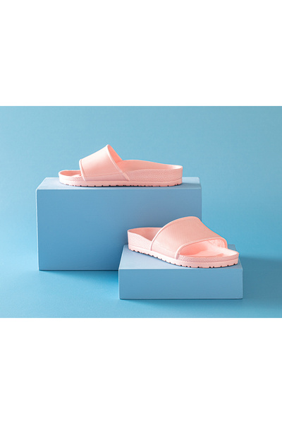 English Home Olivia Women's Street Slippers - Stylish and Comfortable Design