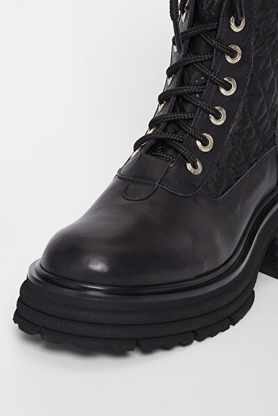 Tamer Tanca Kadın Hakiki Deri Casual Bot 33 52110 Bn Bot Sk23/24