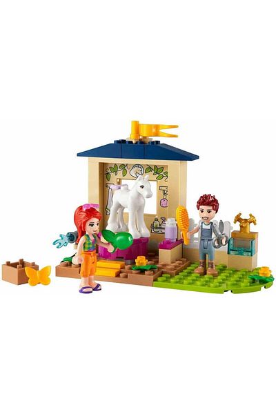 LEGO ® Friends Pony Washing Barn 41696 - Toy Construction Set for Ages 4 and Up (60 Pieces)