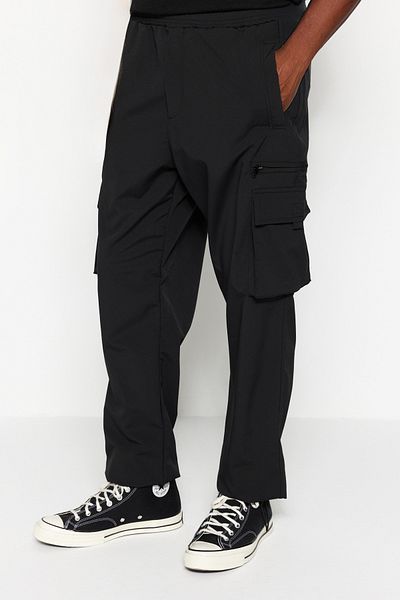 Trendyol Collection Plus Size Black Jogger Pants - Technical Parachute Fabric TMNAW24AR00001