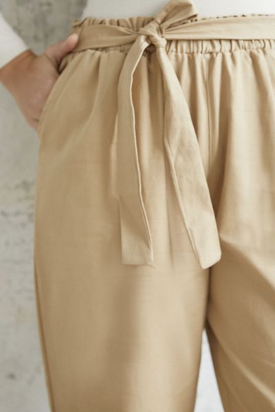 InStyle Norisa Belted Gabardine Carrot Trousers - Beige