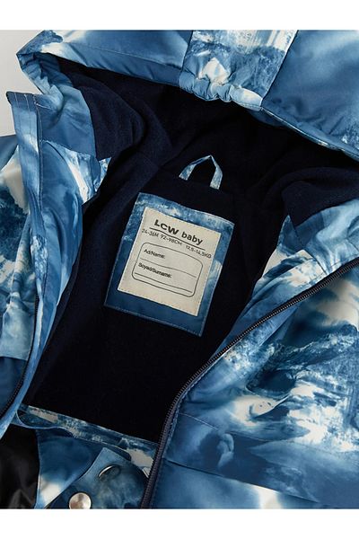 LC Waikiki LCWAIKIKİ Gemusterter Baby-Jungen-Skimantel mit Kapuze und langen Ärmeln