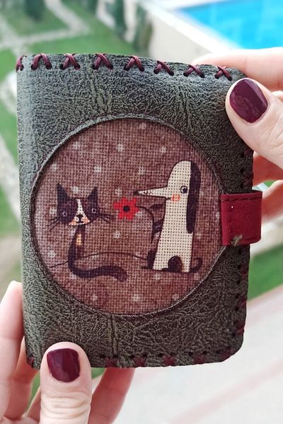 Fildişi Aksesuar Handmade Women's Wallet, Vegan Leather, Khaki Color with Cat Dog Image