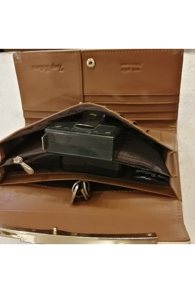 Tony Bellucci Kadın hakiki deri taba baskılı 3 geniş 1 fermuarlı 3 gizli 1 şeffaf 7 kart gözlü çıtçıtlı cüzdan