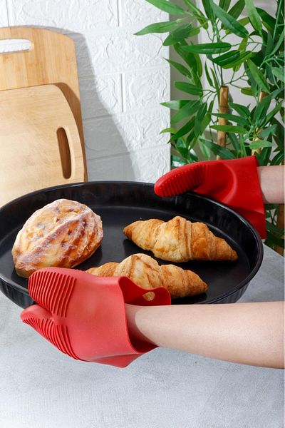 HOMENIVA 2 Pieces Red Silicone Oven Mitts