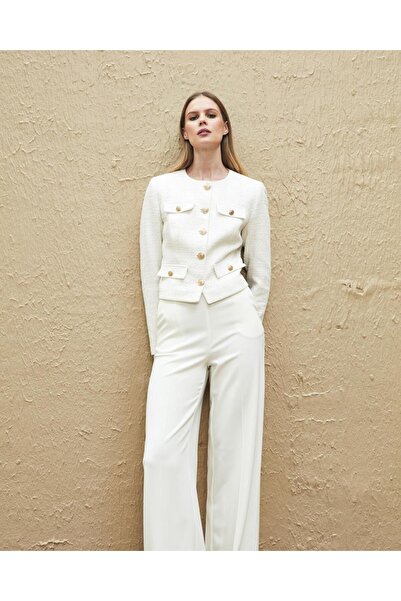 Lady Gina Короткий піджак з круглим коміром, кишенями та ґудзиками спереду