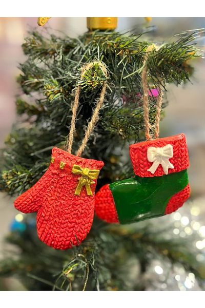 Mirabella Gift Christmas Tree Decorations Plaster Handmade 2 Pieces Figurine