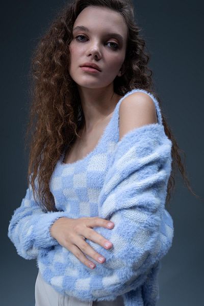 DeFacto Tricot de corp din pluș cu model slim fit, cu guler pătrat