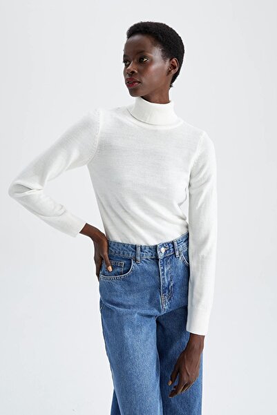 DeFacto Regular Fit Turtleneck Cashmere Textured Extra Soft Sweater