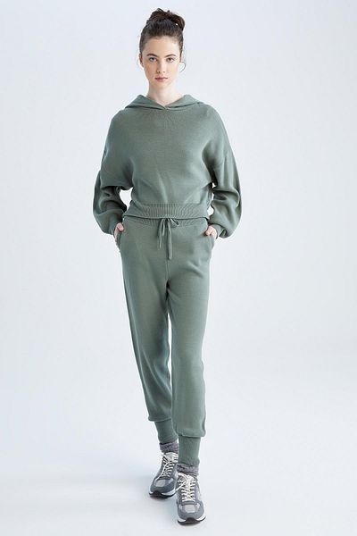 DeFacto Basic-Jogger-Strickhose – Taschen, Gummi-Taillenschnürung R1701az22au