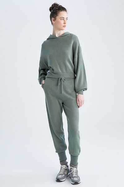 DeFacto Basic-Jogger-Strickhose – Taschen, Gummi-Taillenschnürung R1701az22au