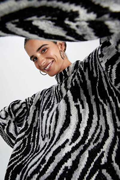 DeFacto Relax Fit Half Turtleneck Sweater