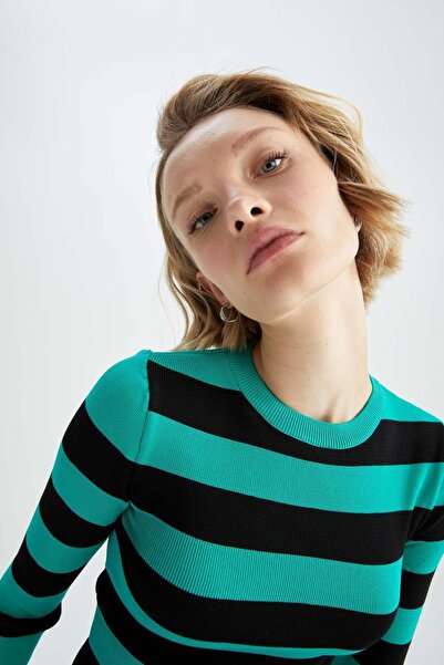 DeFacto Pulover în dungi cu gât turnat