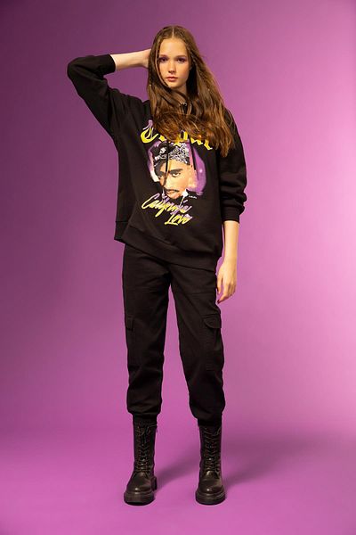 DeFacto Coool Tupac Oversize Fit Hooded Sweatshirt Y6851az22wn