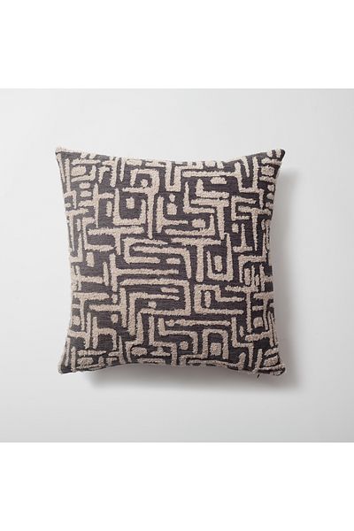 Fineroom Living " Gilda " - Labyrinth Patterned Throw Pillow 45x45 - Anthracite (Inner Pillow Included)