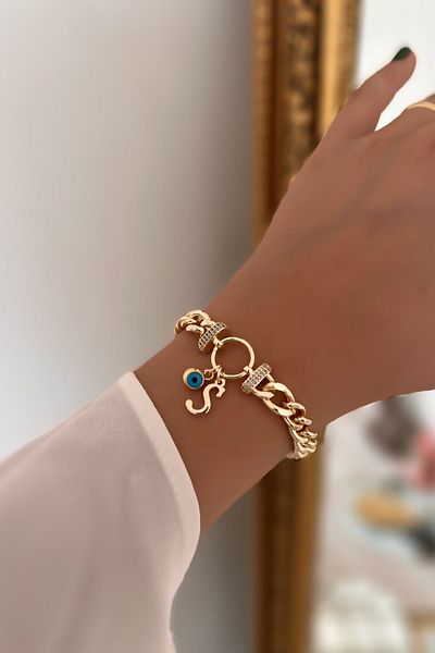Trendy Butik حرف S وعين الشر متدلية من حجر الزركون