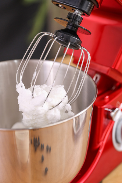 Emsan Bella Gusto Kırmızı Stand Mikser Mutfak Şefi 1300w 5 Lt