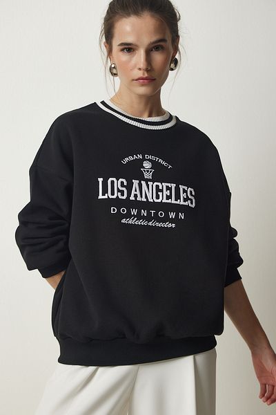Happiness İstanbul Schwarzes Strick-Sweatshirt mit Stickerei für Damen HF00447